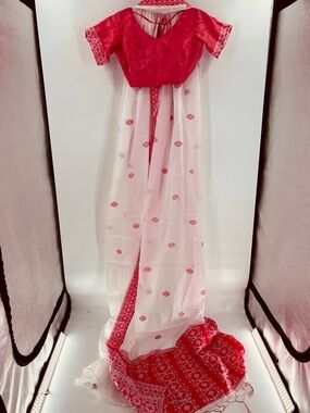 Indya luxe traditional Indian saree set new without tags large